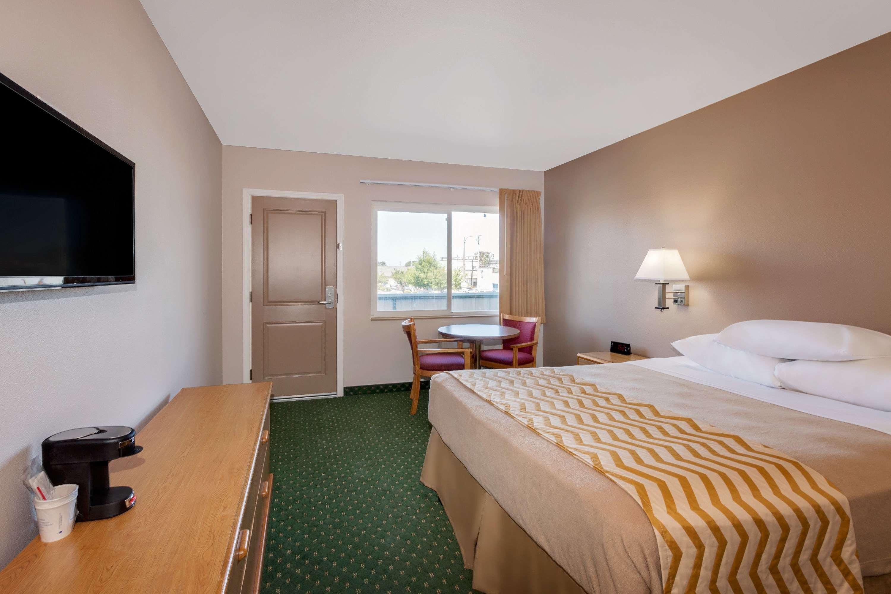 Travelodge By Wyndham Eureka Buitenkant foto
